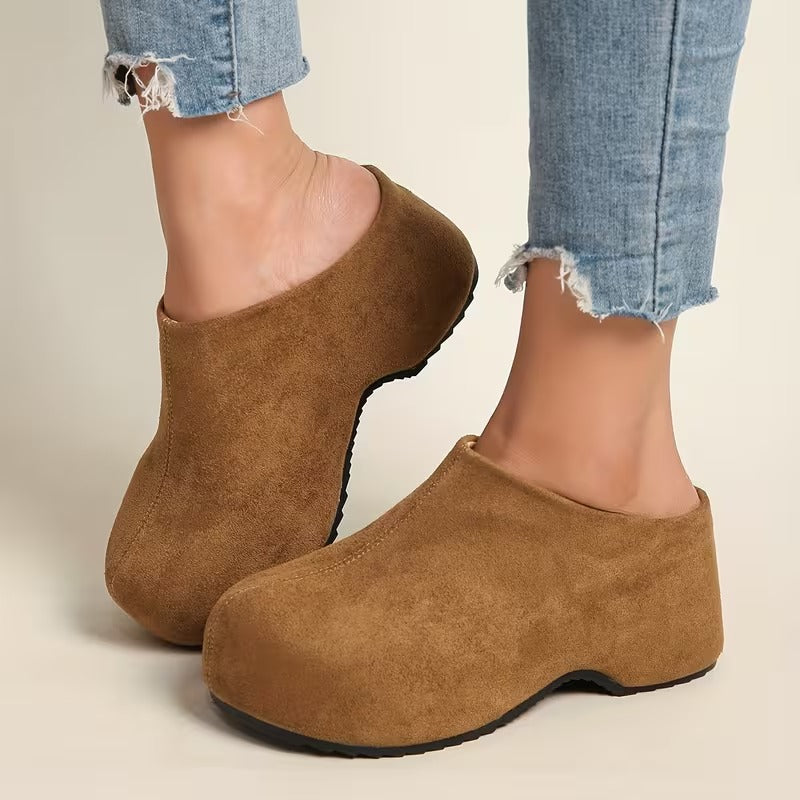 Damskie buty typu mule w nowym stylu