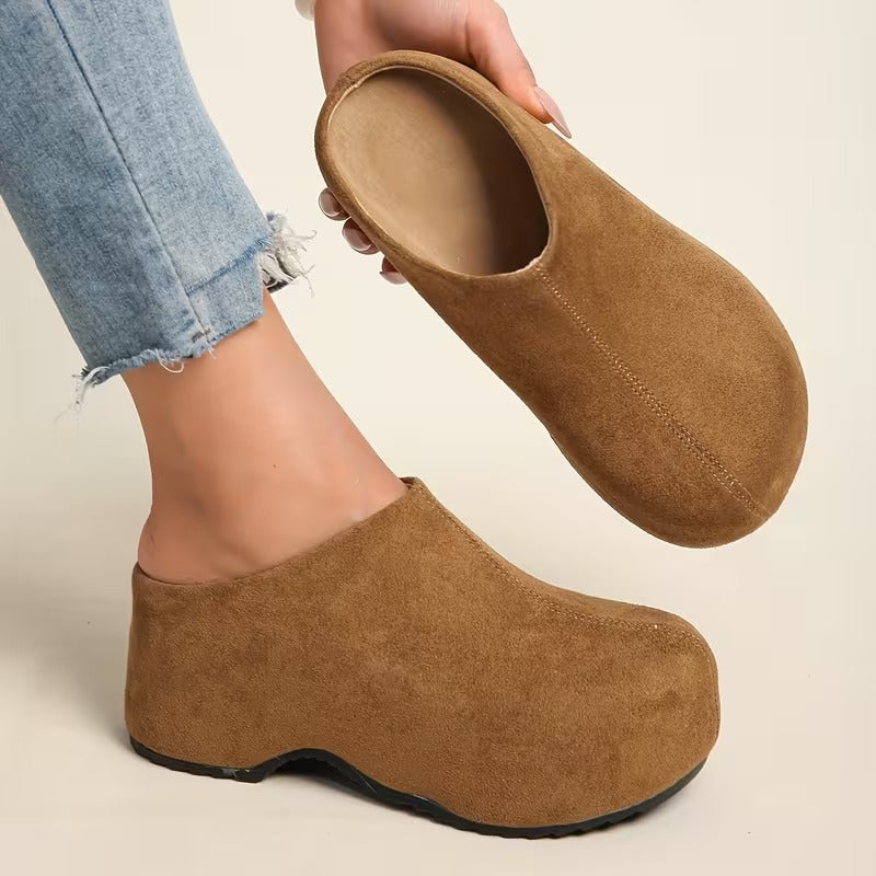 Damskie buty typu mule w nowym stylu